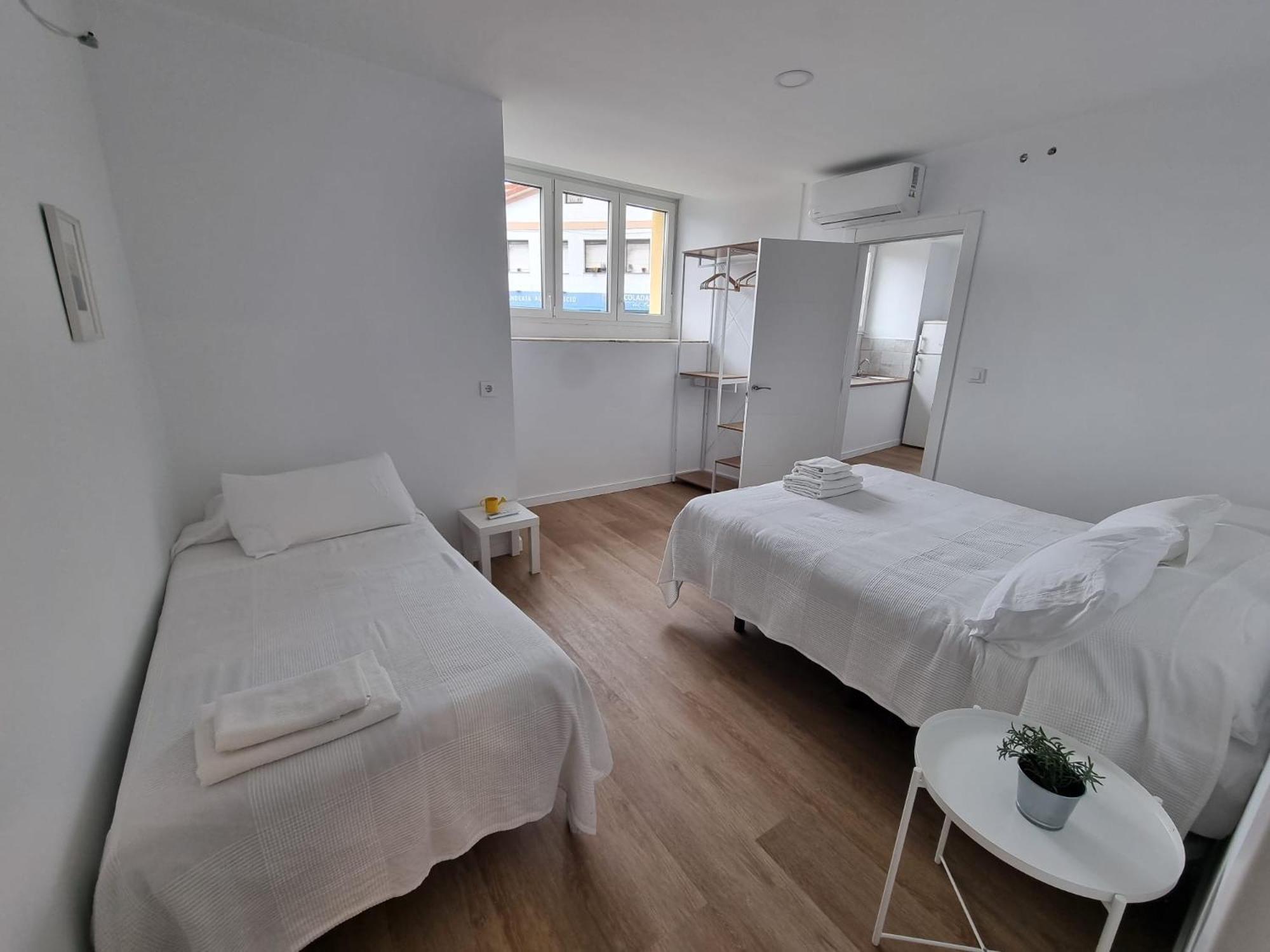 Apartamentos Y Estudios El Centro Vargas Екстериор снимка