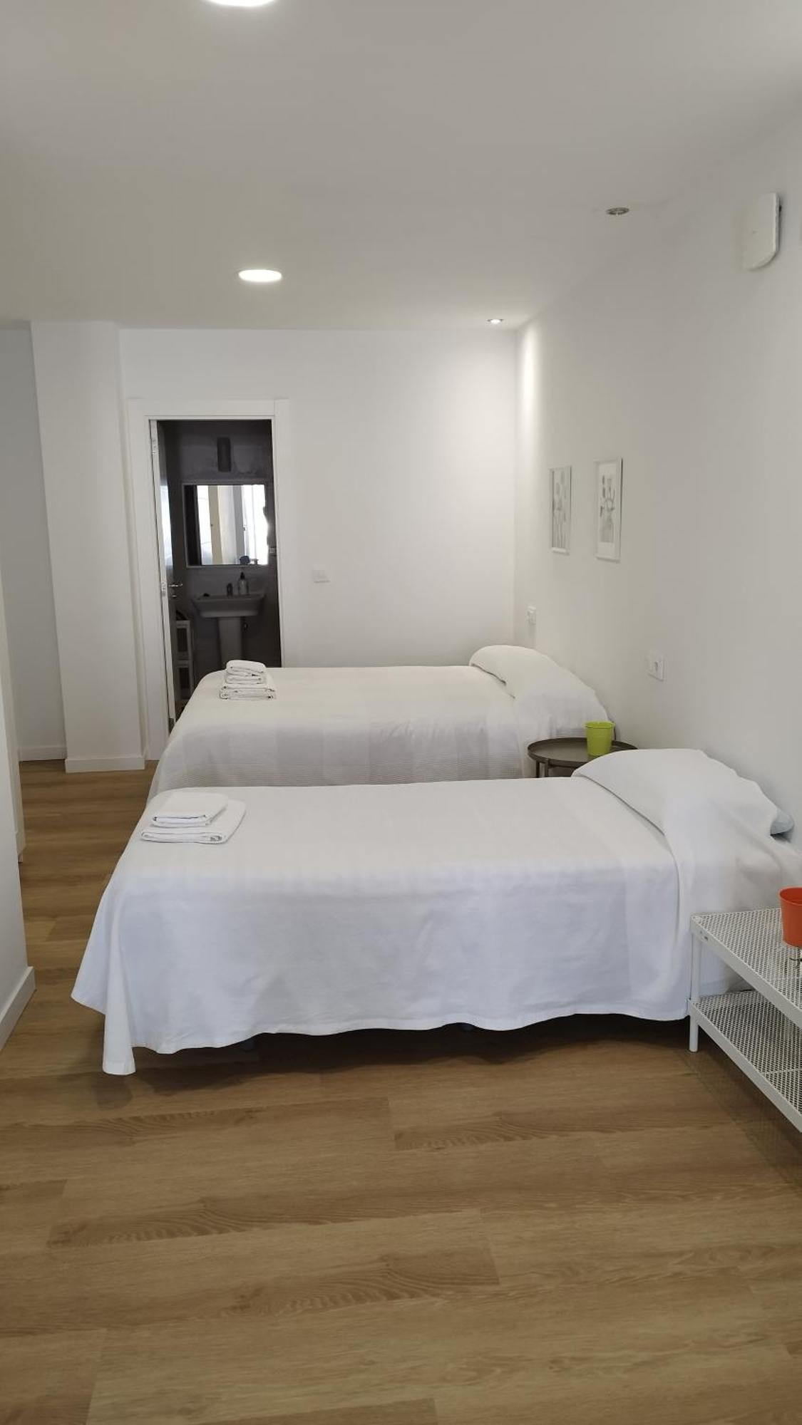 Apartamentos Y Estudios El Centro Vargas Екстериор снимка